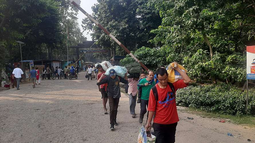 कसले बुज्ने नेपालीको पीडा चाडपर्व सकिएपछि फेरि ‘मुग्लान’