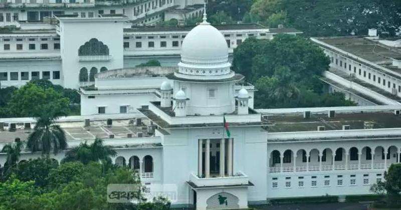बङ्गलादेशको अदालतद्वारा पूर्वप्रधानमन्त्रीमाथि ग्रेनेड आक्रमण गरेको अभियोग खारेज