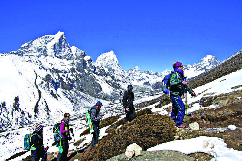 अन्नपुर्ण चक्रिय वैकल्पिक पदमार्गमा पर्यटक बढ्दै