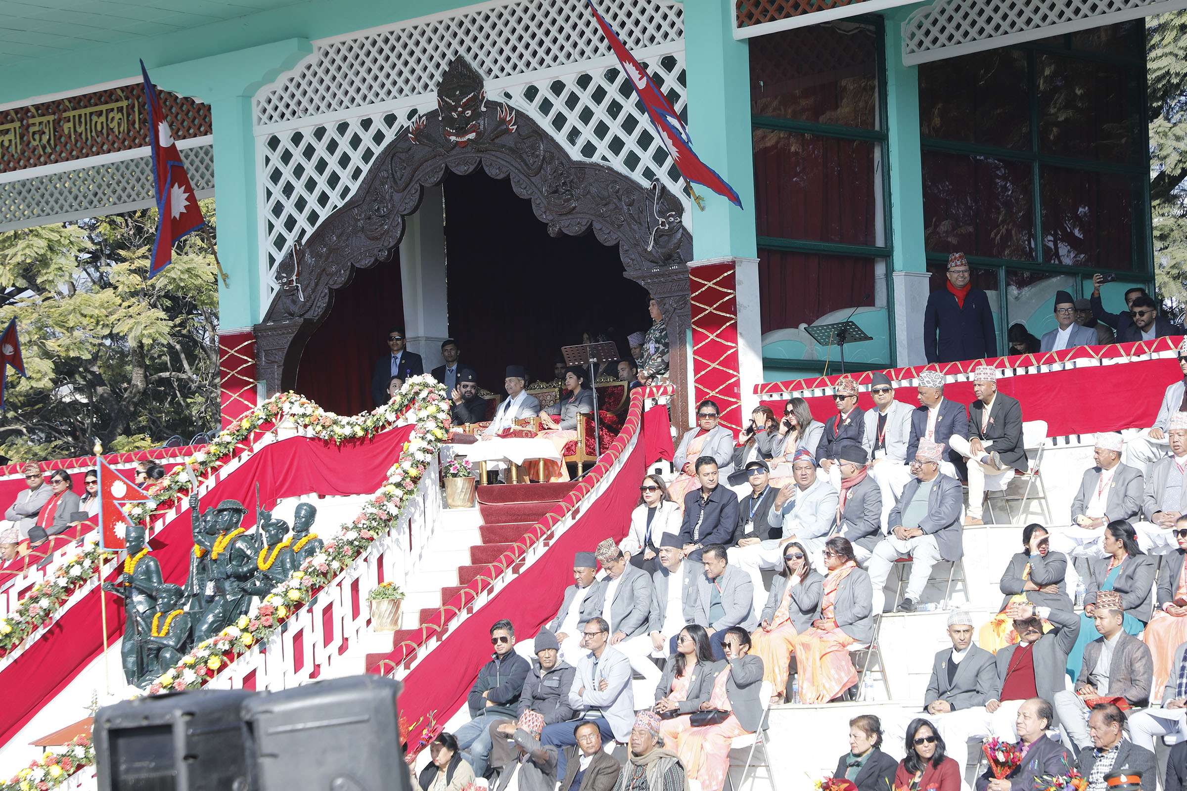 काठमाण्डौ महानगर द्वारा उत्कृष्ट दश जना स्रष्टालाई जनही एक लाख ५० हजार पुरस्कार