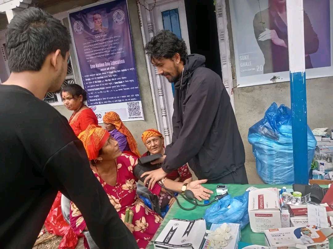 गोसाइँकुण्ड को  ४४०० मिटर उचाइमा लाग्ने मेलामा  YCL र अखिल (क्रान्तिकारी) को स्वास्थ्य शिविर सञ्चालन